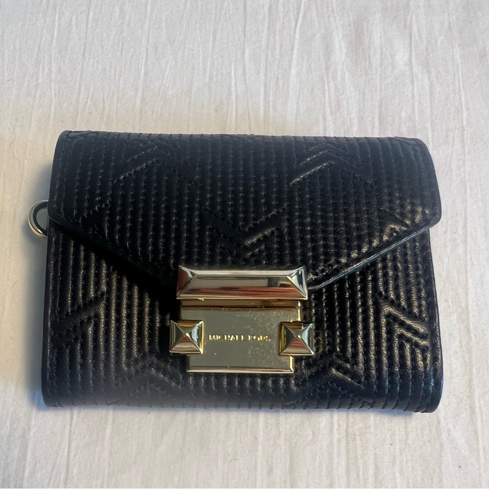 Michael Kors Whitney Small Deco Quilted Leather Wallet Black NWOT  No Chain $168